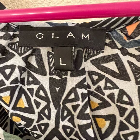 Glam Geographic Lite Weight Tunic Size Large - Picture 4 of 6